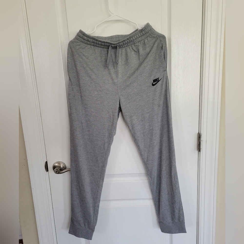 Boys Nike XL knit joggers